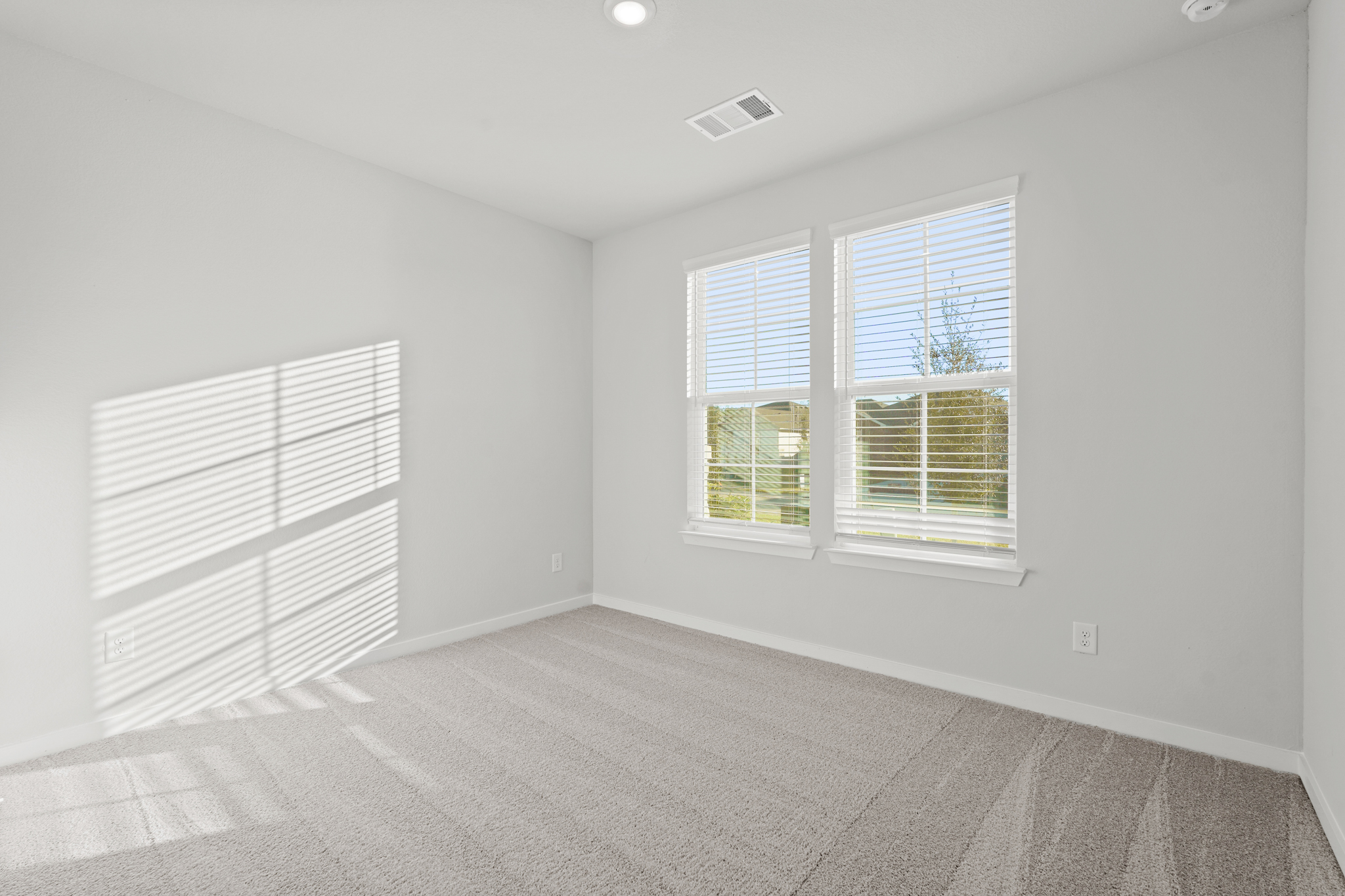 A room with windows.